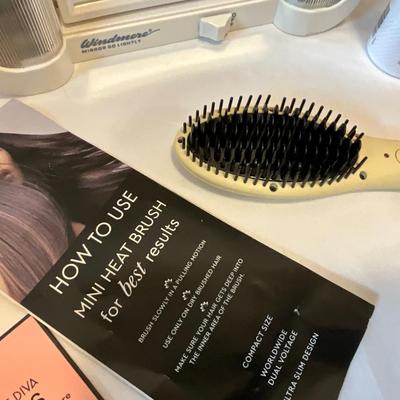 Beauty kit, NEW SB2 by SUTRA Mini Heat Brush