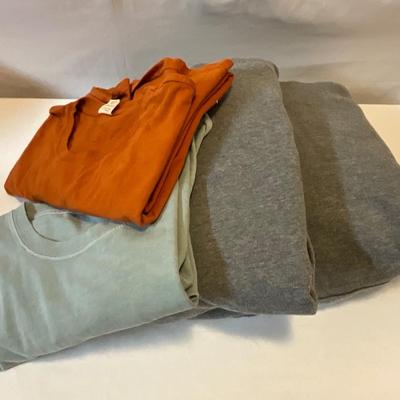 Two gray hoodies, two tees, XXL