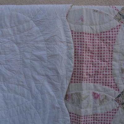 Vintage Double Wedding Ring Hand Pieced & Hand Stitched Quilt 86"x84"