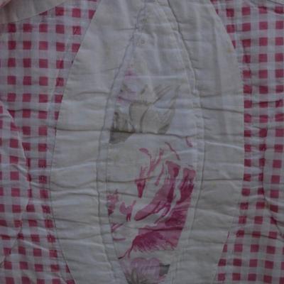 Vintage Double Wedding Ring Hand Pieced & Hand Stitched Quilt 86"x84"