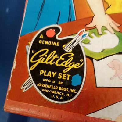 LOT 117 VINTAGE JOLLY HOBBY COLORING SET