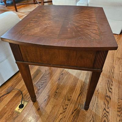 Solid Wood Veneered Side Table (LR-DW)