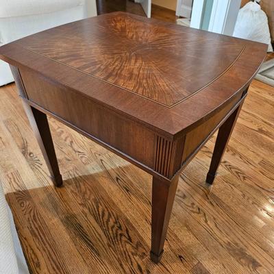 Solid Wood Veneered Side Table (LR-DW)