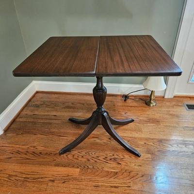 Solid Wood Swivel Folding/Expandable Game Table (LR-DW)