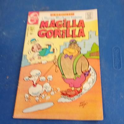 LOT 127 OLD MAGILLA GORILLA COMIC BOOK