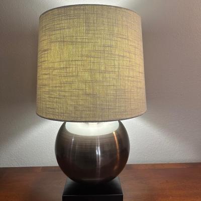 Round Base Table Lamp