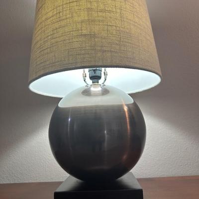 Round Base Table Lamp