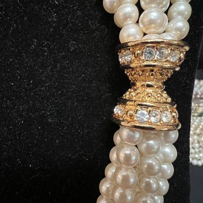 Pearl Necklaces, Earrings, Bracelets & Ring (P-RG)