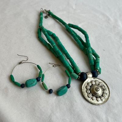 925 Silver & Turquoise Jewelry- Necklaces, Bracelets, Earrings Plus Rings (P-RG)