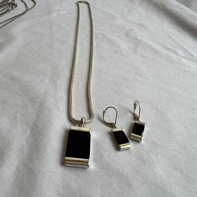 Silver 925 & Onyx Plus More Necklaces, Bracelets, Earrings & Rings (P-RG)