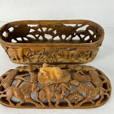 956 Hand carved Olive Wood African Elephant Covered Box