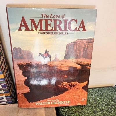 Great Lot Coffee Table Books - Vintage & Contemp.