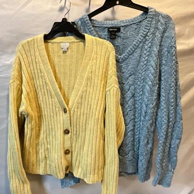 Karen Kane and A new day sweaters, Lg