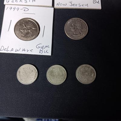 5 UNCIRCULATED STATE QUARTERS, 1 STATE QUARTER AND 3 - 1943 PENNIES