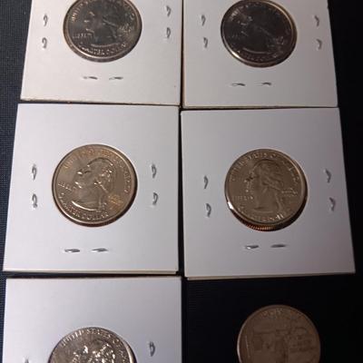 5 UNCIRCULATED STATE QUARTERS, 1 STATE QUARTER AND 3 - 1943 PENNIES