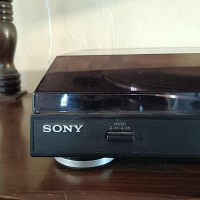 LOT 15: Sony PS-LX300USB Turntable System w/ Marantz RS2253 Receiver & Technics SL-PD827 CD Changer