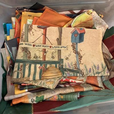LOT 61: X-Large Collection of Garden & House Flags: All Seasons & Holidays