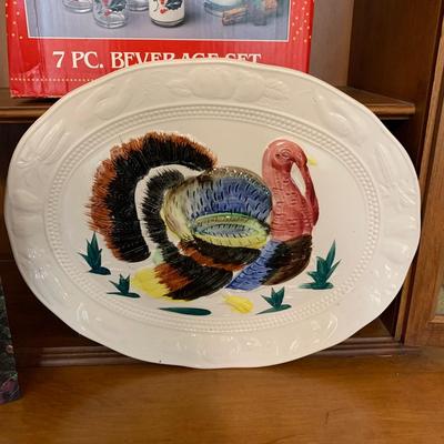 LOT 74: Himark #14-1620 Deluxe Turkey Platter, Vintage Glass Holly Berry Pitcher w/6 Tumblers. Yankee Christmas Book & Ceramic Turkey...