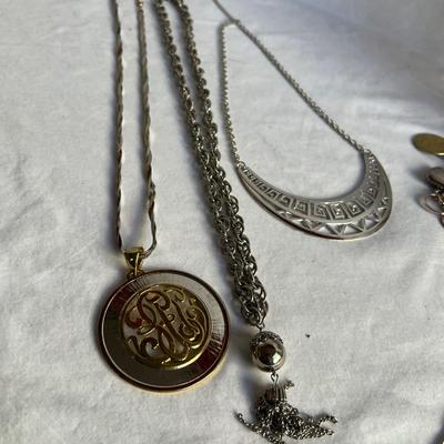 Bold Statement Jewelry & More (P-RG)