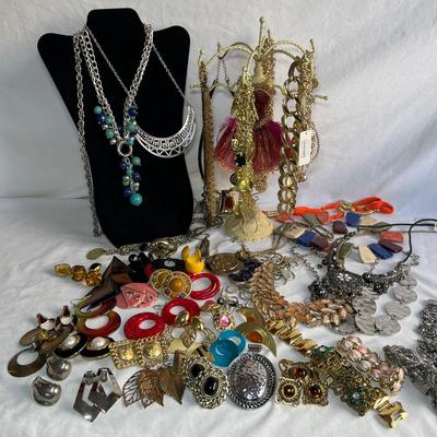 Bold Statement Jewelry & More (P-RG)