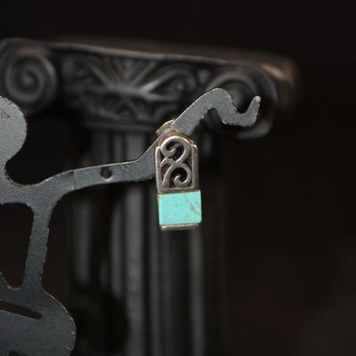 925 Sterling Turquoise Filigree Earrings 3.1g