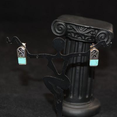 925 Sterling Turquoise Filigree Earrings 3.1g