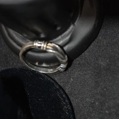 925 Sterling Knot Band Ring Size 7 2.6g