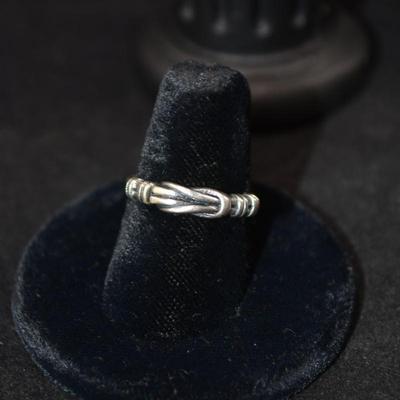 925 Sterling Knot Band Ring Size 7 2.6g
