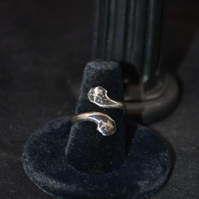 Vintage SIAM Sterling Wrap Around Ring Size 7.5 - 2.4g