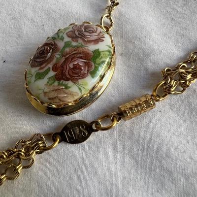 Delicate Gold Lockets, Leaf Necklaces Plus Earrings, Bracelets & More (P-RG)