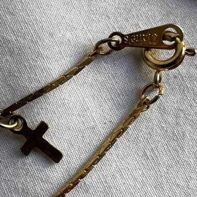 Delicate Gold Lockets, Leaf Necklaces Plus Earrings, Bracelets & More (P-RG)