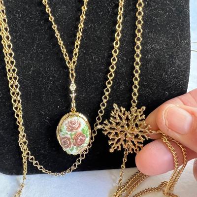 Delicate Gold Lockets, Leaf Necklaces Plus Earrings, Bracelets & More (P-RG)