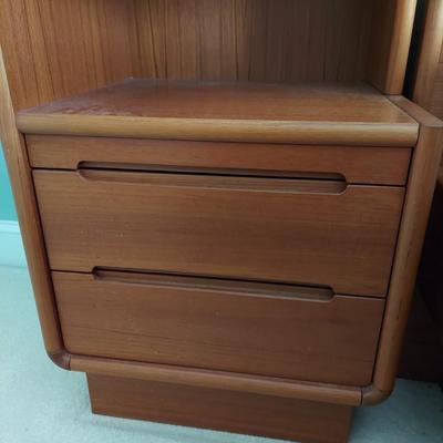 Sun Cabinet Co Teak Platform King Size Bed and Nightstands (UB2-BBL)