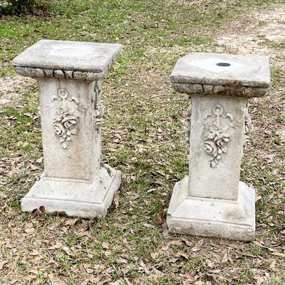 Pair (2) Cements Pedestals