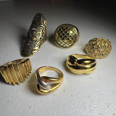 Gold Charm Bracelets, Rings & Clip-On Earrings (P-RG)