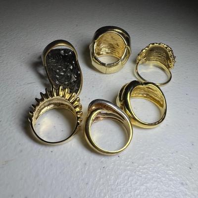 Gold Charm Bracelets, Rings & Clip-On Earrings (P-RG)