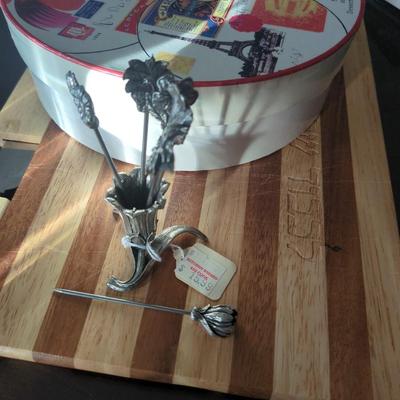 Vintage French 8" Boxed plate set (4)