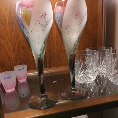 Vintage Rueven Hand Painted Nouveau Art Glass Co. Pair of wine glasses