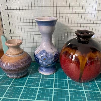 5 Small ceramic vases