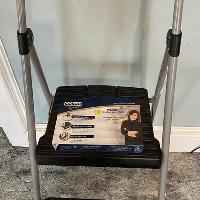 Like New Cosco Step Stool