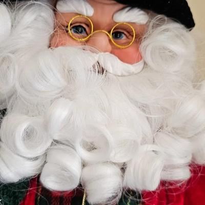4 Santas! Merry Christmas!
