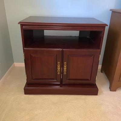 Small wood tv console