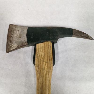 Tomahawk Axe