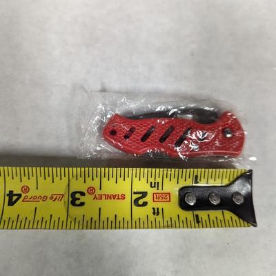 Container Of Pocket Knives Choice 2