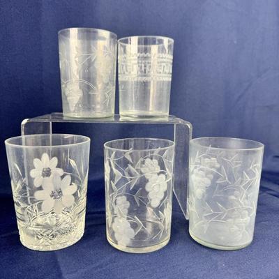 1010 Antique American Brilliant Cut Crystal Vase with Early Etched Glasses