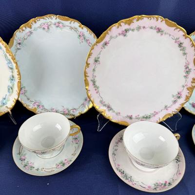 1012 30pc Antique Haviland Limoges Floral China Sets