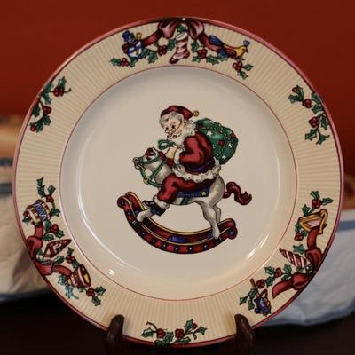 FITZ AND FLOYD Santa's List Stoneware (32 total)