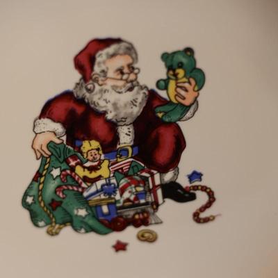 FITZ AND FLOYD Santa's List Stoneware (32 total)