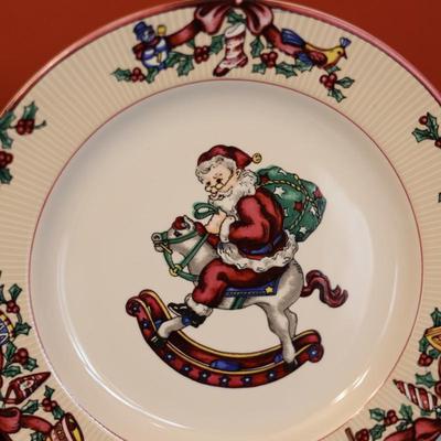 FITZ AND FLOYD Santa's List Stoneware (32 total)