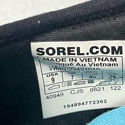 Sorel Tennis Shoes - Women's Size 9 (with Dr. Schools inserts)